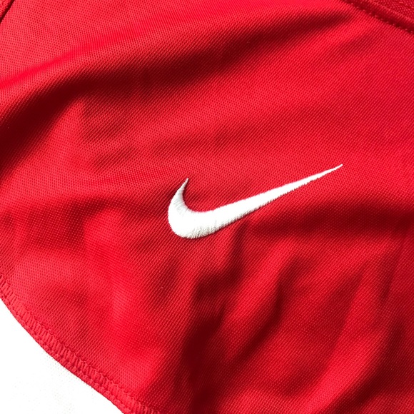 Red Nike Tshirt - Picture 4 of 5
